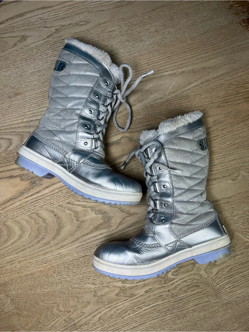 Sorel Disney Frozen Tofino II Waterproof Insulated Snow Boots Girls 4 Silver